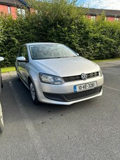 2010 - Volkswagen Polo Manual