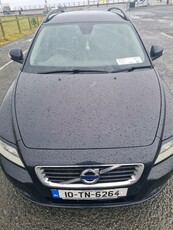 2010 - Volvo V50 ---