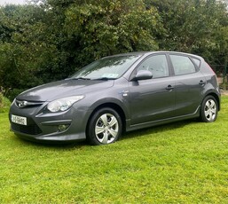 2011 - Hyundai i30 Manual