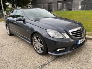 2011 - Mercedes-Benz E-Class Automatic