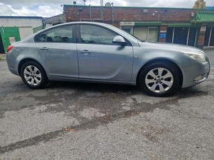 2011 - Opel Insignia Manual