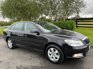 2011 - Skoda Octavia Manual