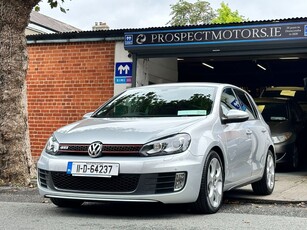 2011 - Volkswagen Golf Automatic