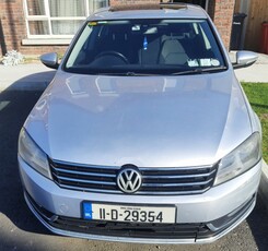 2011 - Volkswagen Passat Manual