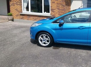 2012 - Ford Fiesta Manual