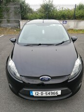 2012 - Ford Fiesta Manual