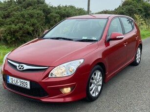 2012 - Hyundai i30 Manual