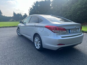 2012 - Hyundai i40 Manual