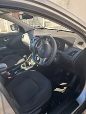 2012 - Hyundai ix35 Manual