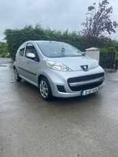 2012 - Peugeot 107 Manual