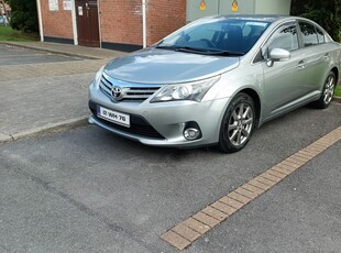 2012 - Toyota Avensis Manual