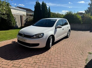 2012 - Volkswagen Golf Manual