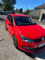 2012 - Volkswagen Polo Manual