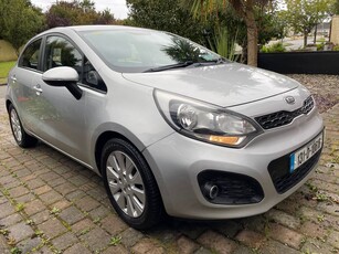 2013 - Kia Rio Manual