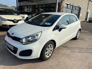 2013 - Kia Rio Manual