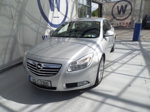 2013 - Opel Insignia Manual