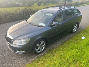 2013 - Skoda Octavia Manual