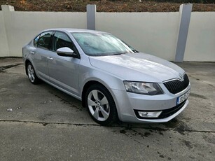 2013 - Skoda Octavia Manual