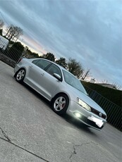 2013 - Volkswagen Jetta Manual