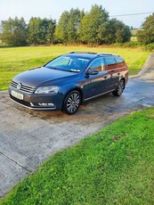 2013 - Volkswagen Passat Manual