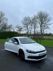 2013 - Volkswagen Scirocco Manual