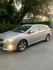 2014 - Hyundai i40 Manual