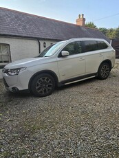 2014 - Mitsubishi Outlander Manual