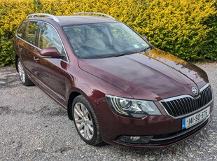 2014 - Skoda Superb Manual