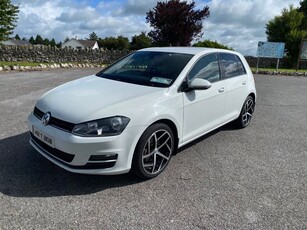 2014 - Volkswagen Golf Manual