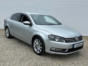 2014 - Volkswagen Passat Manual