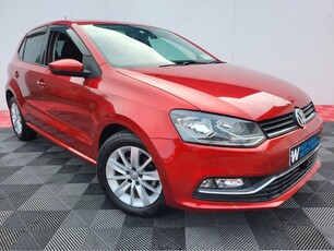 2014 - Volkswagen Polo Automatic