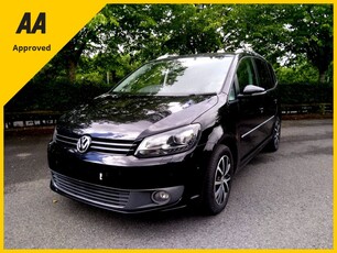 2014 - Volkswagen Touran Automatic