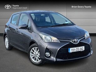 2015 - Toyota Yaris Manual