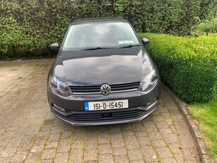 2015 - Volkswagen Polo Manual