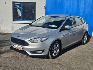 2016 - Ford Focus Manual