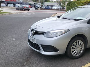 2016 - Renault Fluence Manual