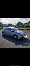 2016 - Toyota Auris Manual