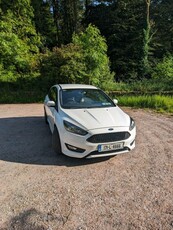 2017 - Ford Focus Manual