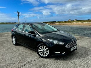 2017 - Ford Focus Manual