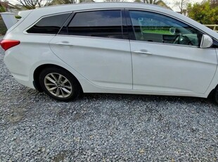 2017 - Hyundai i40 Manual