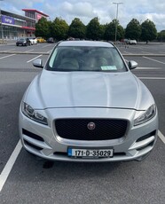 2017 - Jaguar F-Pace Automatic