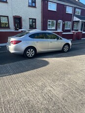 2017 - Opel Astra Manual