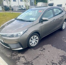 2017 - Toyota Corolla Manual