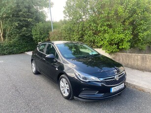 2017 - Vauxhall Astra ---