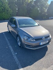 2017 - Volkswagen Golf Manual