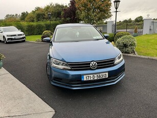 2017 - Volkswagen Jetta Manual