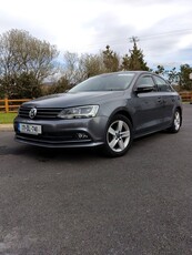 2017 - Volkswagen Jetta Manual