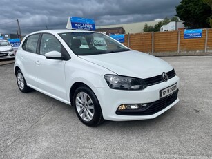 2017 - Volkswagen Polo Manual