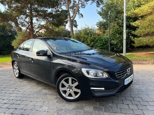 2017 - Volvo S60 Manual