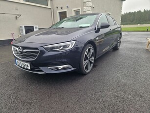 2018 - Opel Insignia Manual